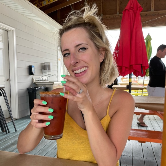 Meet your Posher, Rachel - Picture 5 of 6